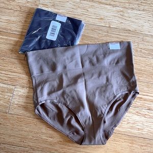 Set of high waisted briefs from Cacique